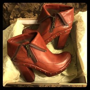 Sexy, Rust Brown, Leather Kork-Ease Boots